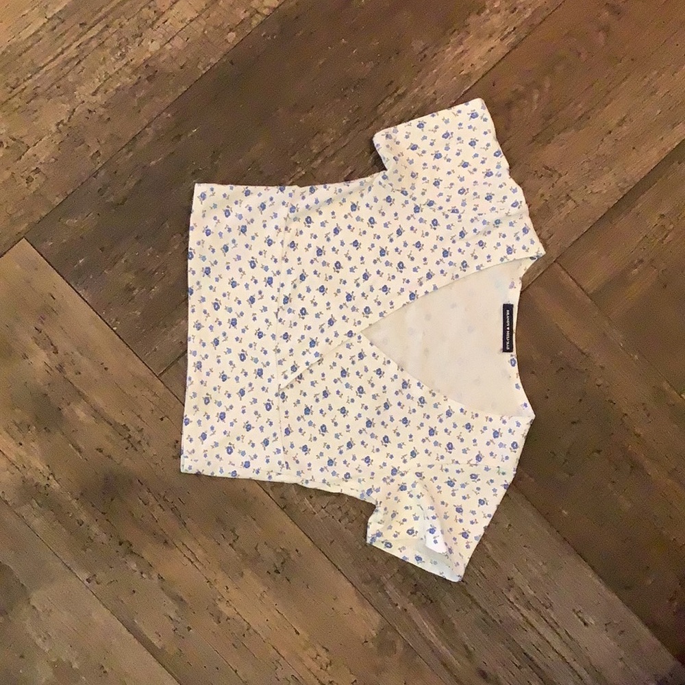 Brandy Melville Blue and White floral crossover amara crop top